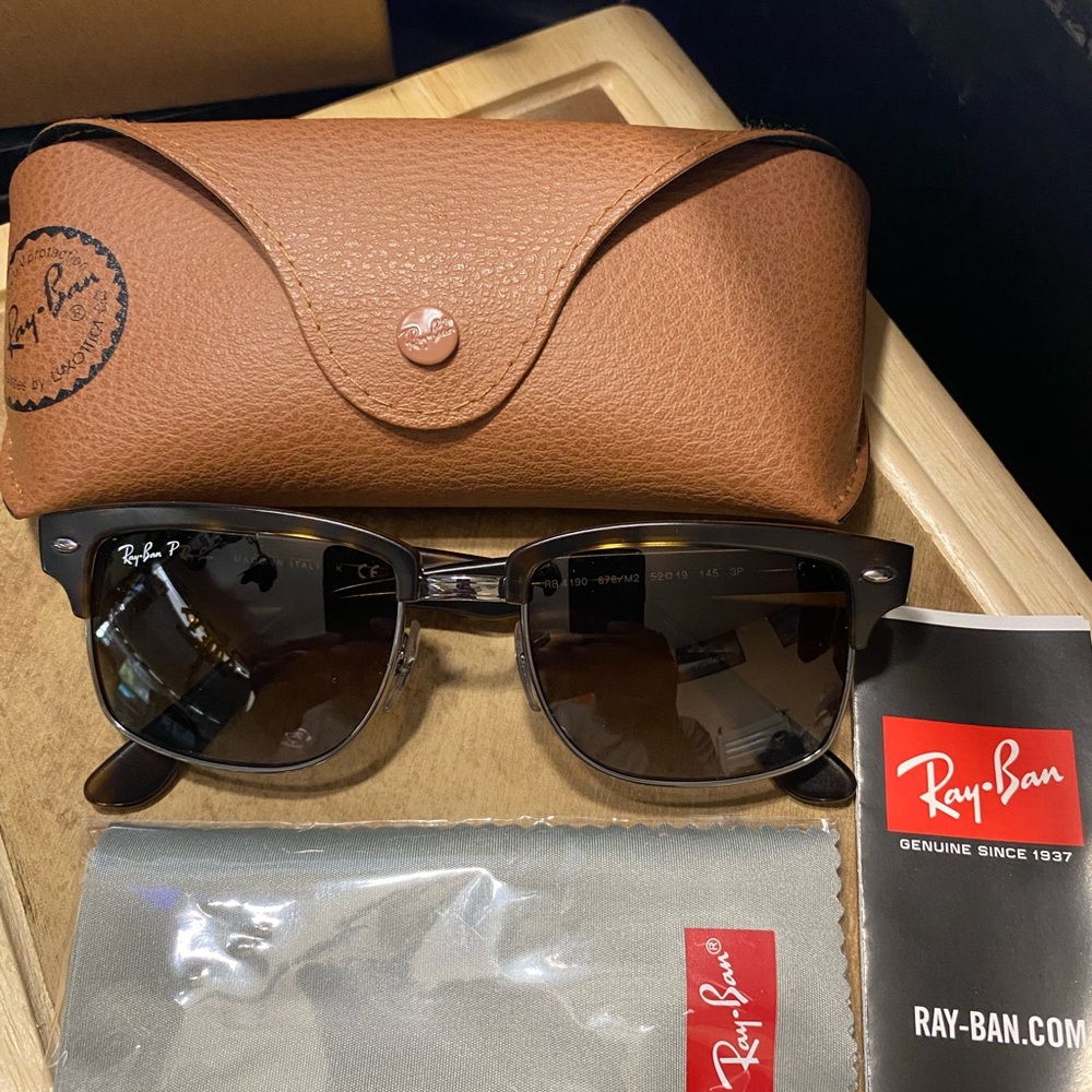 Ray-Ban Tan Leather Sunglasses Case